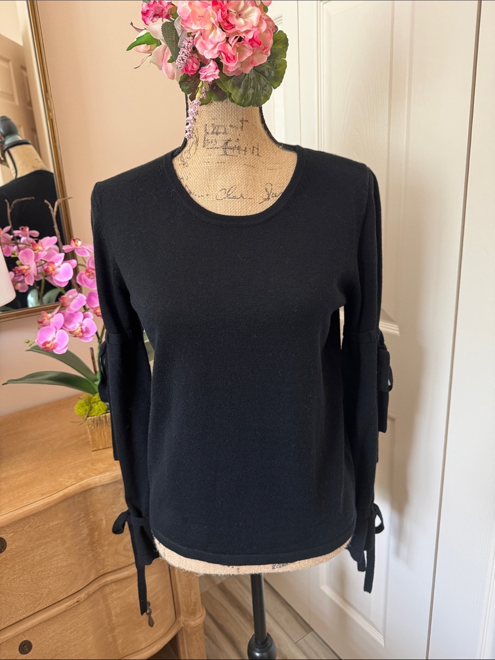 NWT One Grey Day Black Baby Wool Long Sleeved Sweater